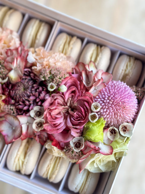 Macarons & Flowers Big Box
