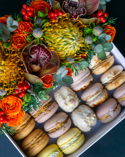 Matilda X MyConcept Flowers Özel Çicekli 14'lü Kutu